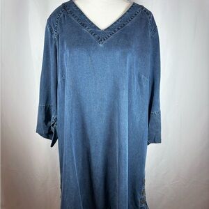 Women’s Soft Surroundings Blue Denim V-Neck Dress